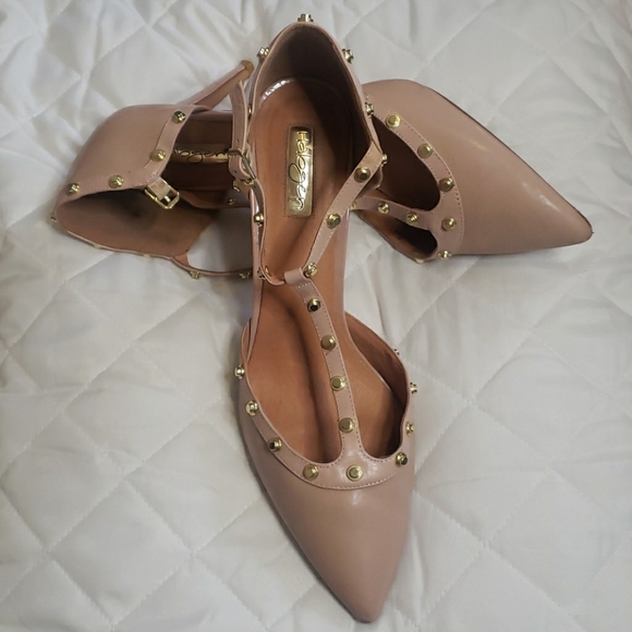 Halogen Shoes - Halogen Pink Patent Leather Gold Studded Pumps